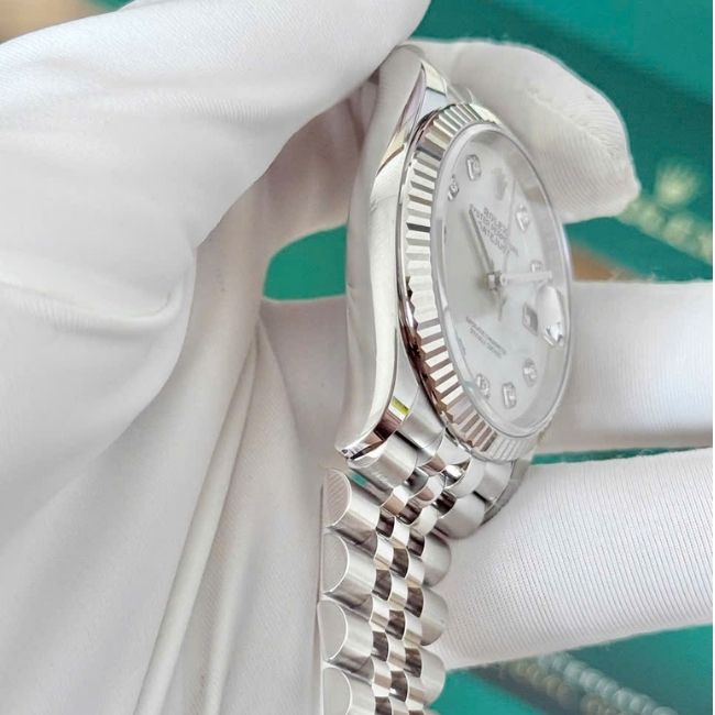 Rolex 126234 MOP trắng khảm trai 36mm cọc kim cương Jubilee 5 Rolex 126234 MOP trắng khảm trai 36mm cọc kim cương Jubilee 5