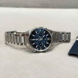 Jaeger-LeCoultre Polaris Perpetual Calendar Q9088180 k