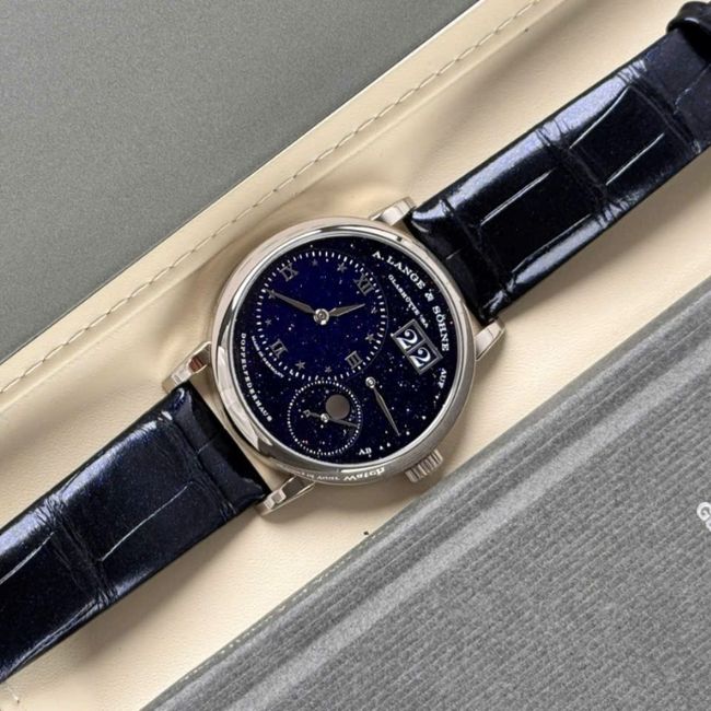 A. Lange & Söhne Little Lange 1 Moon Phase 182.086 4 A. Lange & Söhne Little Lange 1 Moon Phase 182.086 4