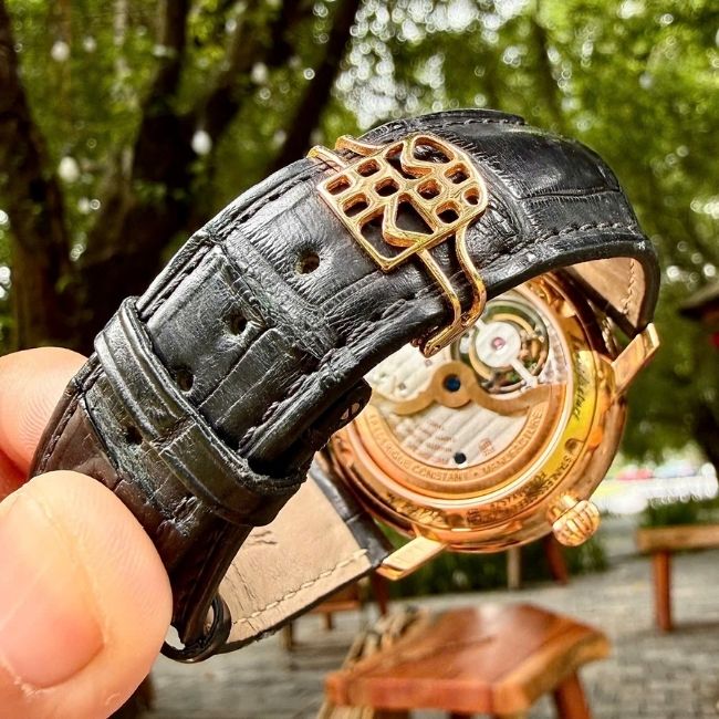 FC Tourbillon FC980 Niềng vàng đúc 18k - Máy Inhouse 43mm 11 FC Tourbillon FC980 Niềng vàng đúc 18k - Máy Inhouse 43mm 11