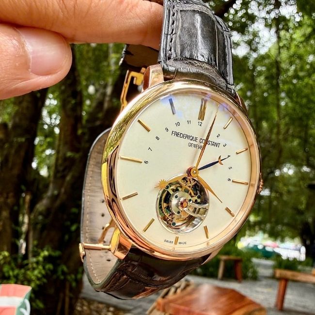 FC Tourbillon FC980 Niềng vàng đúc 18k - Máy Inhouse 43mm 3 FC Tourbillon FC980 Niềng vàng đúc 18k - Máy Inhouse 43mm 3