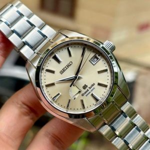 Grand Seiko Spring Drive Date SBGA083 1