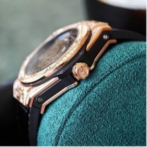 Hublot Big Bang Sang Bleu 18k Full Pave Diamond 3
