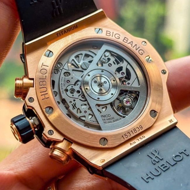 Hublot Big Bang Unico Vàng đúc 18k 42mm 3 Hublot Big Bang Unico Vàng đúc 18k 42mm 3
