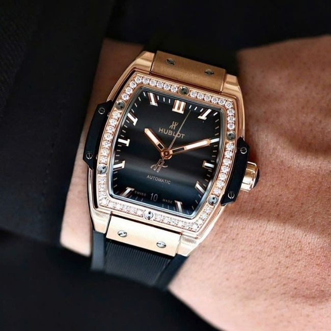 Hublot Spirit King Gold Black Rubber 39mm 5 Hublot Spirit King Gold Black Rubber 39mm 5