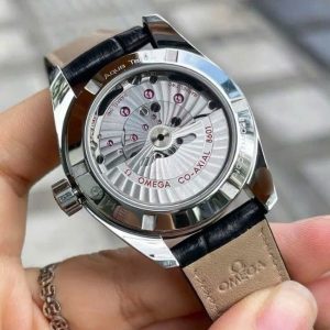 Omega 231.13.39.22.01.001 Seamaster Aqua Terra 150M Co-Axial 38.5 Annual Calendar 5