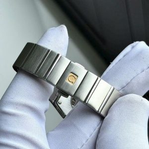 Omega Constellation 123.10.27.60.55.004 27mm MOP Diamond 5