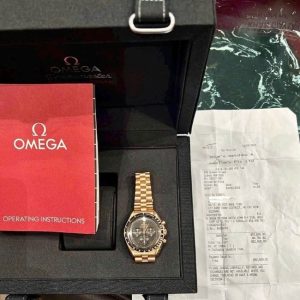 Omega Moonwatch - Mặt số đen - Vàng hồng 18k 2