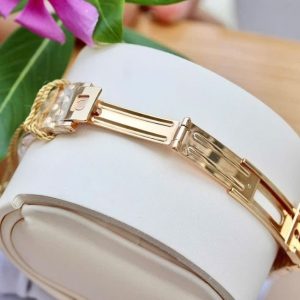 Omega lady Prestige Quartz xà cừ khảm trai 27.4mm 3