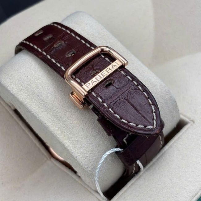 Panerai PAMO0395 Radiomir 8 Days GMT Oro Rosso 4 Panerai PAMO0395 Radiomir 8 Days GMT Oro Rosso 4