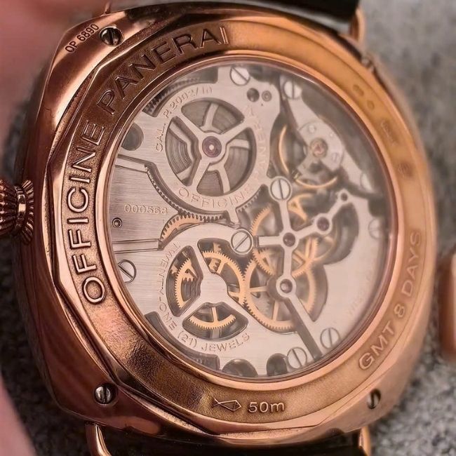 Panerai PAMO0395 Radiomir 8 Days GMT Oro Rosso 5 Panerai PAMO0395 Radiomir 8 Days GMT Oro Rosso 5