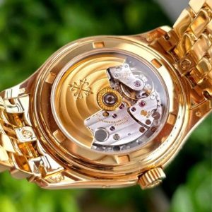Patek Philippe 5146_1J Annual Calendar Moonphase 18K Yellow Gold 10
