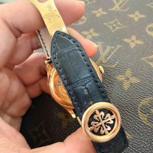 Patek Philippe Annual Calendar 5396R 38.5mm 9