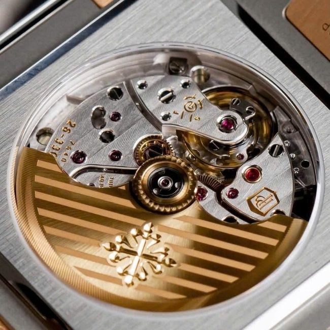 Patek Philippe Cubitus 5821_1AR Stainless Steel & Rose Gold 7 Patek Philippe Cubitus 5821_1AR Stainless Steel & Rose Gold 7
