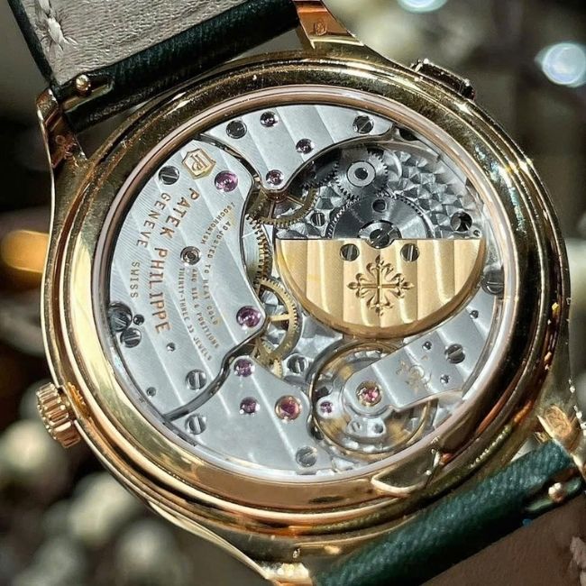 Patek Philippe World Time 7130R Dial xanh lá 5 Patek Philippe World Time 7130R Dial xanh lá 5