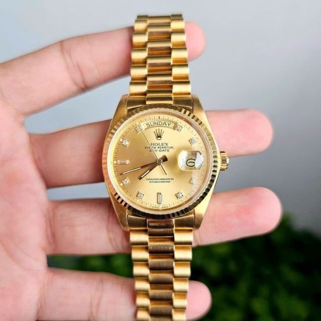 Rolex Daydate 18038 Champagne Diamond dây-vỏ vàng đúc 18k 1 Rolex Daydate 18038 Champagne Diamond dây-vỏ vàng đúc 18k 1