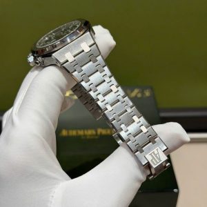 Audemars Piguet Royal Oak Blue 26715ST.OO.1356ST.01 3
