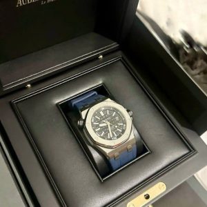 Audemars Piguet Royal Oak Offshore 15703ST 1