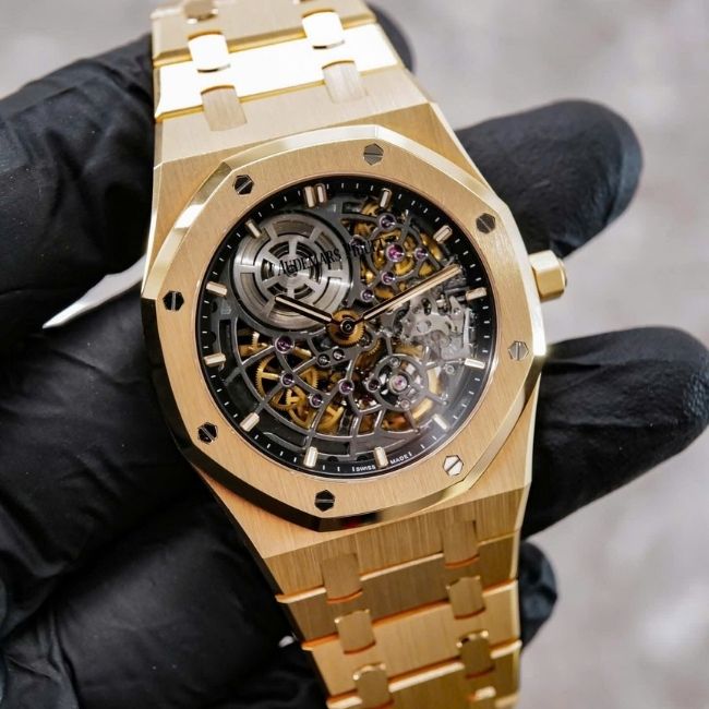Audemars Piguet Royal Oak _Jumbo_ Extra-Thin Openworked 50th Anniversary 2 Audemars Piguet Royal Oak _Jumbo_ Extra-Thin Openworked 50th Anniversary 2