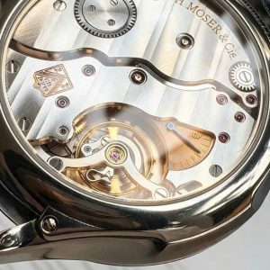 H. Moser & Cier Venturer Rolls-Royce Small Seconds 2327-0203 6