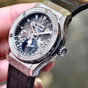 Hublot Aerofusion Skeleton Bezel Diamond 42mm 3