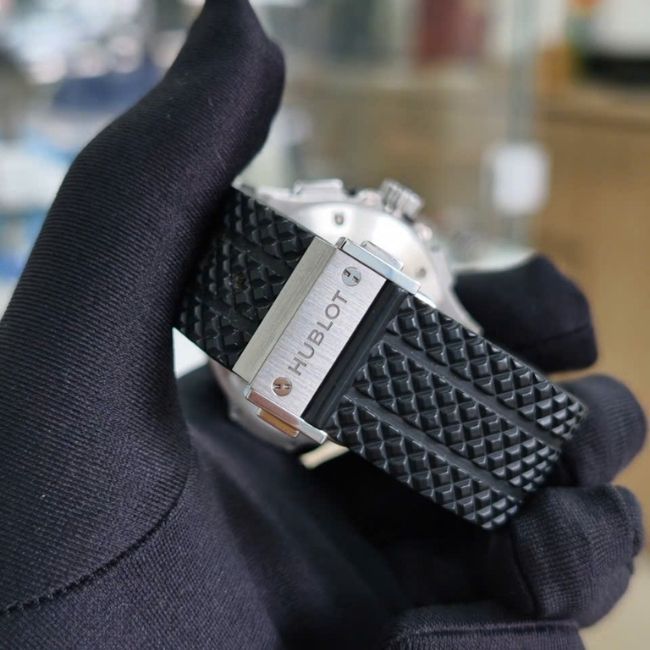 Hublot Big Bang 341.SX.130.RX.174 Diamonds 41mm 5 Hublot Big Bang 341.SX.130.RX.174 Diamonds 41mm 5