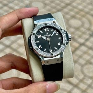 Hublot Big Bang 38mm Quartz Black Dial Bezel kim cương 1