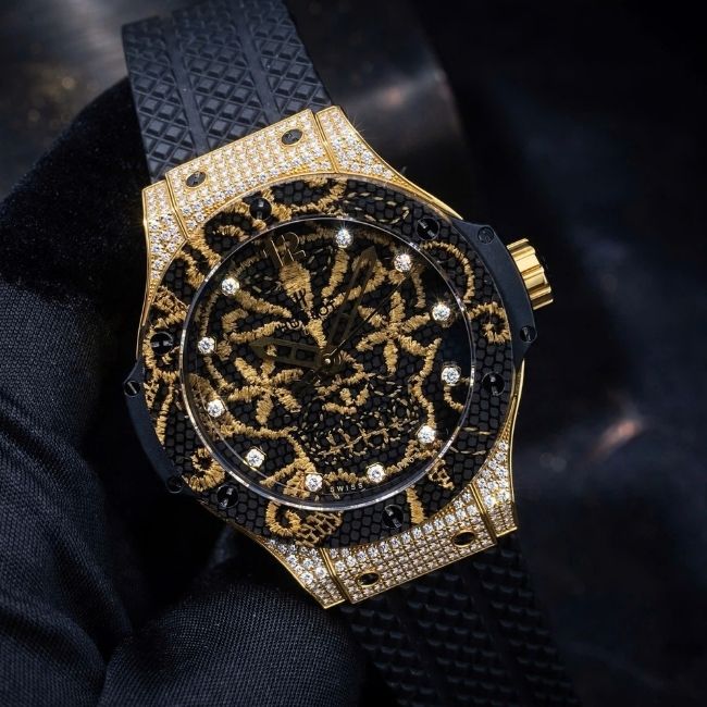 Hublot Big Bang Broderie _Sugar Skull_ Yellow Gold Diamonds Limited Edition 200 2 Hublot Big Bang Broderie _Sugar Skull_ Yellow Gold Diamonds Limited Edition 200 2