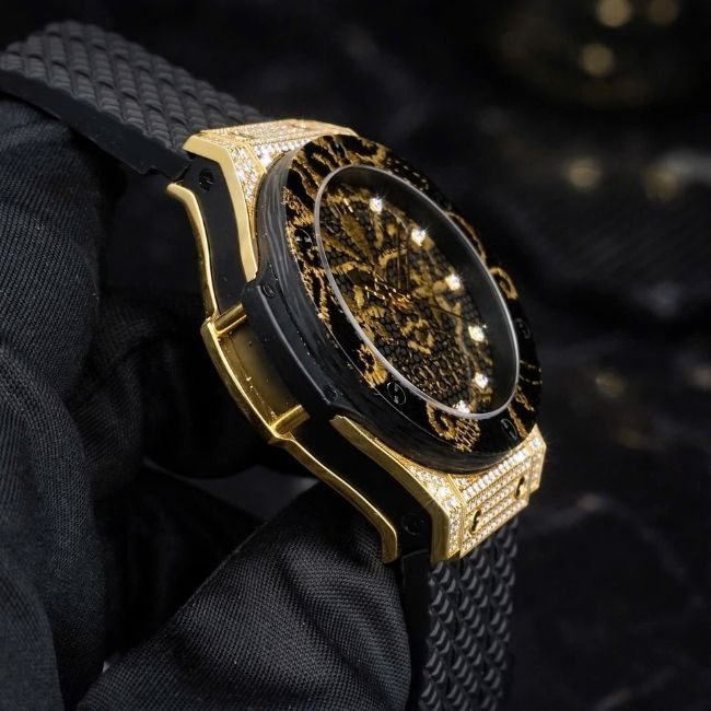 Hublot Big Bang Broderie _Sugar Skull_ Yellow Gold Diamonds Limited Edition 200 6 Hublot Big Bang Broderie _Sugar Skull_ Yellow Gold Diamonds Limited Edition 200 6