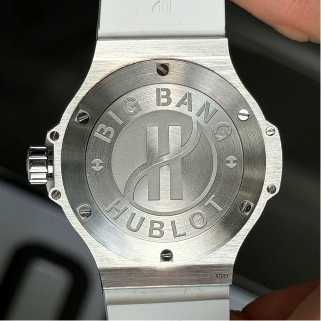 Hublot Big Bang MOP White Diamonds 361.SE.6010.RW.1104 3 Hublot Big Bang MOP White Diamonds 361.SE.6010.RW.1104 3