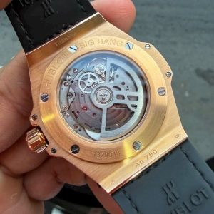 Hublot Big Bang Sang Blue King Gold Full Diamond 6