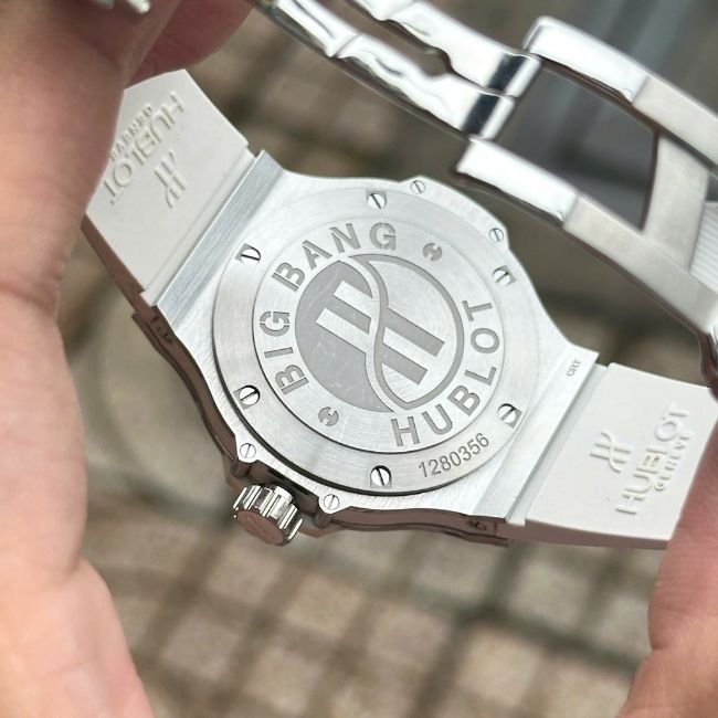 Hublot Big Bang Steel White Pavé 38mm 1 Hublot Big Bang Steel White Pavé 38mm 1