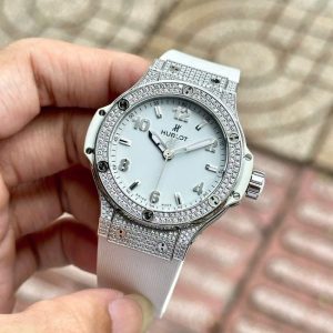 Hublot Big Bang Steel White Pavé 38mm 5