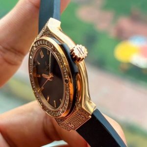Hublot Classic 18k Diamond zin hãng 33mm 2