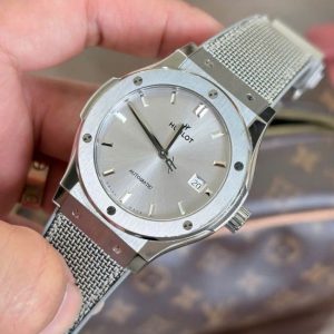 Hublot Classic Essential Grey Dial 42mm 3