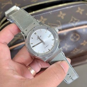 Hublot Classic Essential Grey Dial 42mm 5