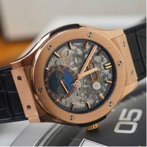 Hublot Classic trăng sao lộ máy King Gold 18k 1