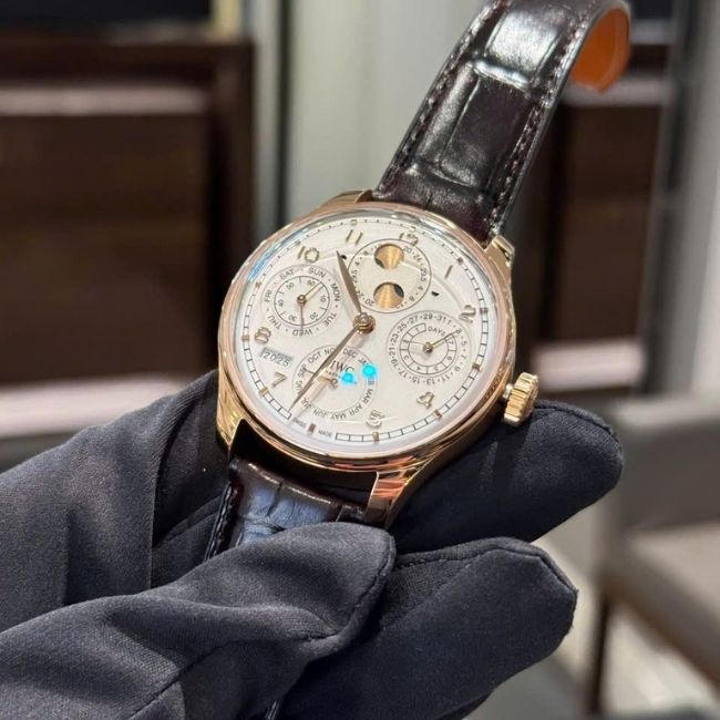 IWC Portugieser Prepetual Calendar 44mm IW503701 2 IWC Portugieser Prepetual Calendar 44mm IW503701 2