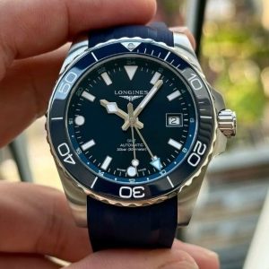 Longines Hydroconquest GMT 41mm L3.790.4.96.9 4