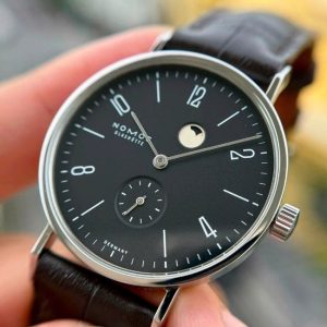 Nomos 173 Tangente 35mm Black Dial 2