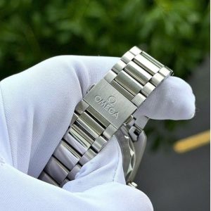 Omega Aqua Terra Dial vân cát Diamond 4