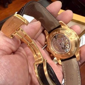 Omega Chronoscope GMT 18k Red Gold 44mm 3
