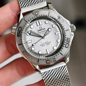 Omega Seamaster Diver 300M Co-Axial Master Chronometer 42mm 210.30.42.20.06.002 1
