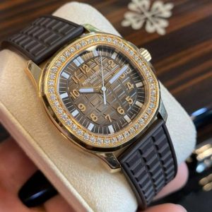 Patek Philippe Aquanaut 5068R Brown Dial 3