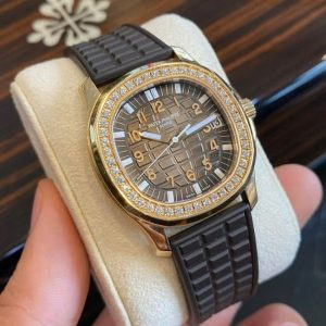 Patek Philippe Aquanaut 5068R Brown Dial 6