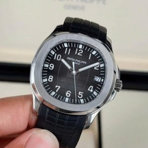 Patek Philippe Aquanaut 5167A Black Dial 1