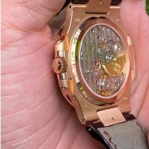Patek Philippe Nautilus 5712R Moon Phases Rose Gold 18k 6
