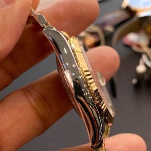 Rolex 126233 Olive Green - cọc số Roman Diamond _VI-IX_ dây Jubilee 5