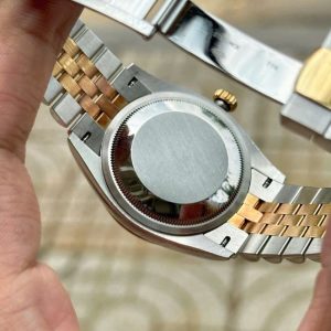Rolex 126233 mặt men trắng - cọc roman 6