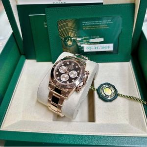 Rolex Cosmograph Daytona 126505 Black Dial 1